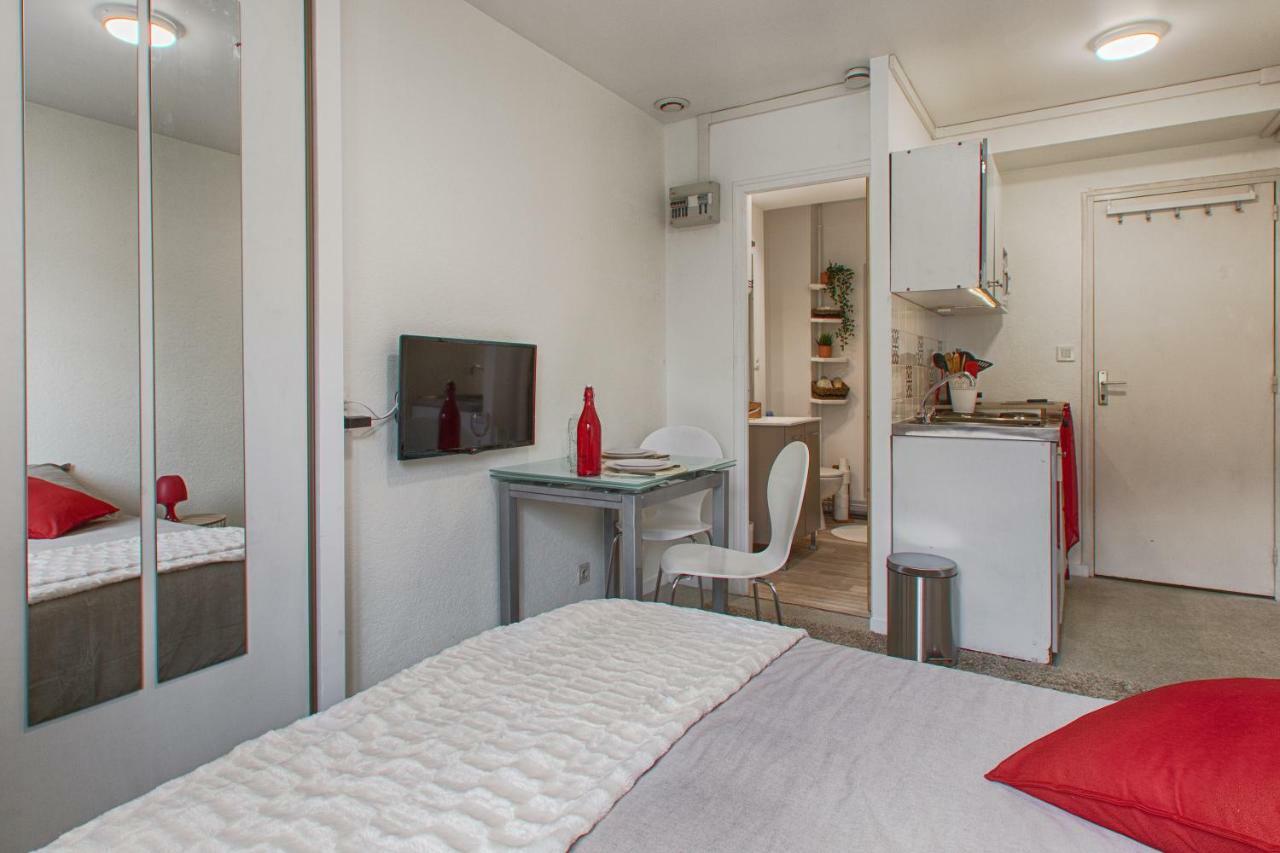Cosy + Hyper-centre + Netflix *